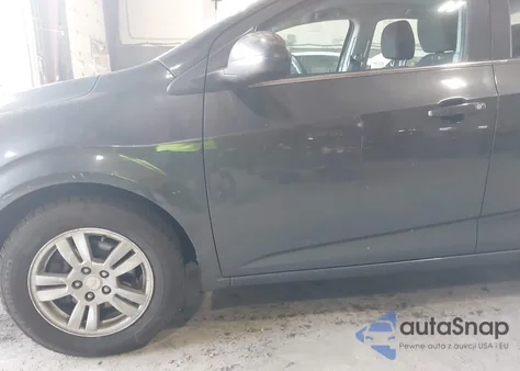 2016 Chevrolet Sonic Lt Auto из США, поврежденный, VIN 1G1JC5SH0G4170981